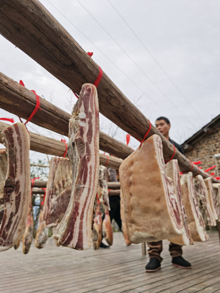 农家自制 临安咸肉(148元/2斤,手工腌制,自然晾晒,选用优质五花肉,肥