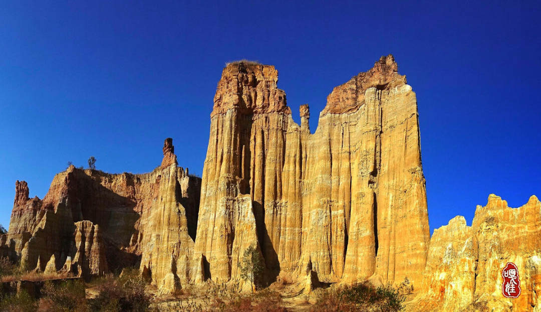 茂土林】风景区拍摄日出,拍摄【西天佛塔】,【蛤蟆鸣雨】,【情人谷】